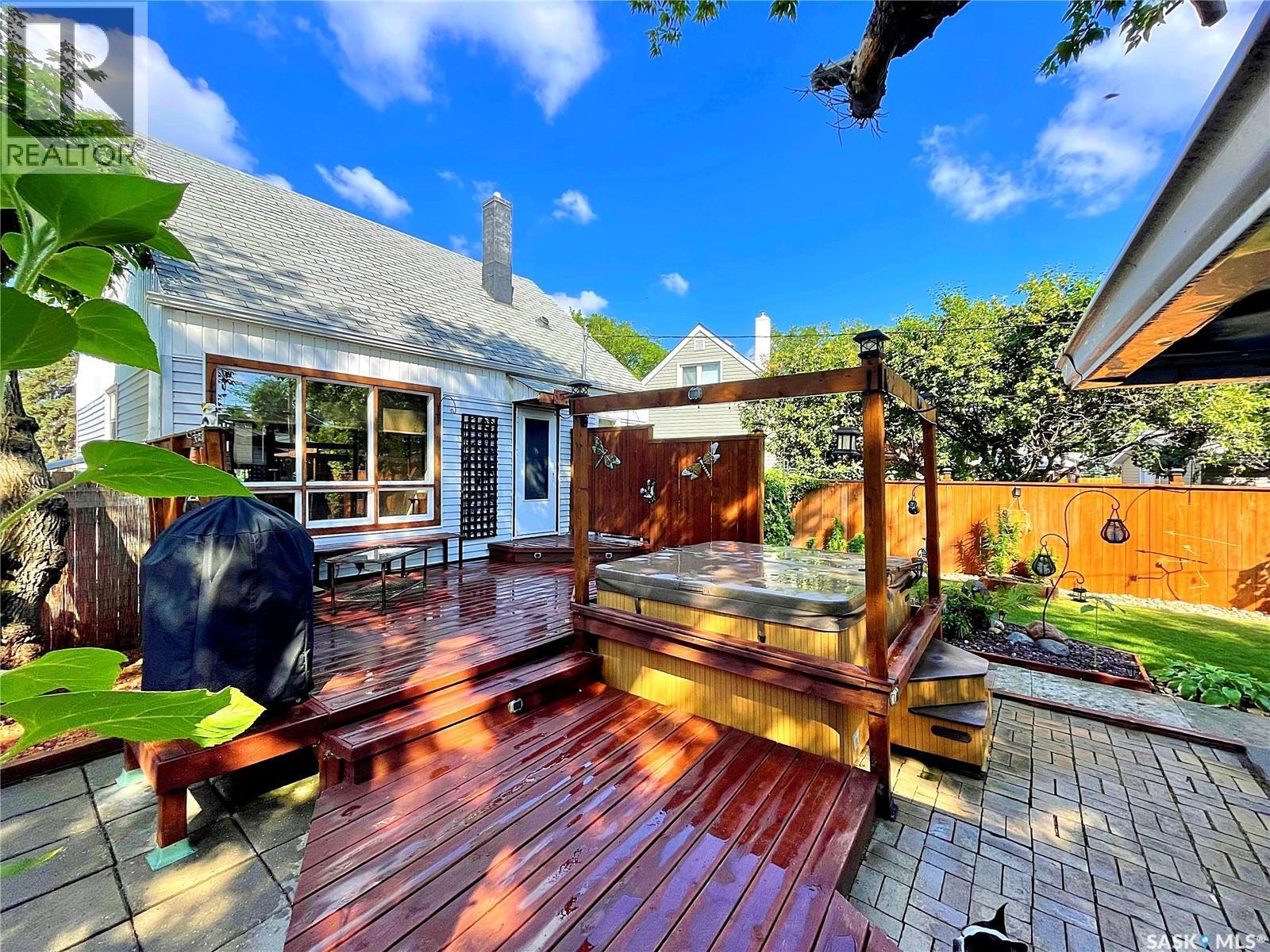 45 Ingersoll Crescent, Regina, SK - Outdoor With Deck Patio Veranda