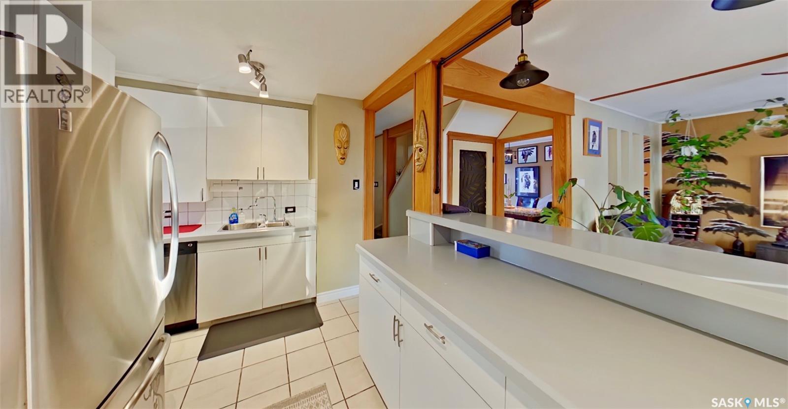 45 Ingersoll Crescent, Regina, SK - Indoor Photo Showing Kitchen