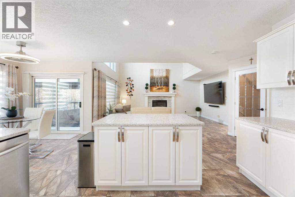 25 Cranwell Place Se, Calgary, AB - Indoor