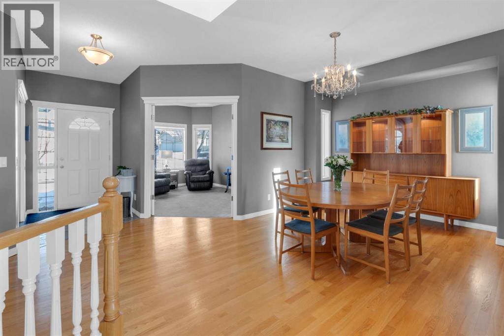 53 Scimitar Heath Nw, Calgary, AB - Indoor Photo Showing Dining Room