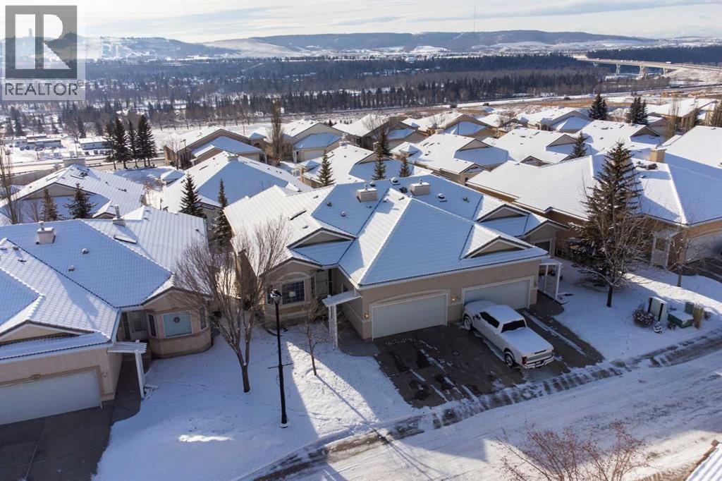 53 Scimitar Heath Nw, Calgary, AB - Outdoor
