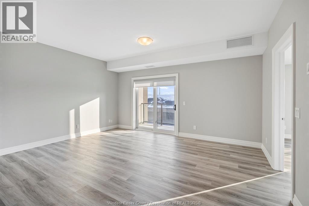 728 Brownstone Drive Unit# 201, Tecumseh, ON - Indoor Photo Showing Other Room