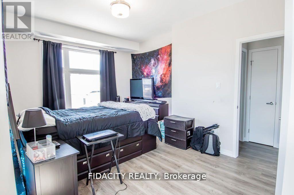 H - 225 Citiplace Drive, Ottawa, ON - Indoor Photo Showing Bedroom