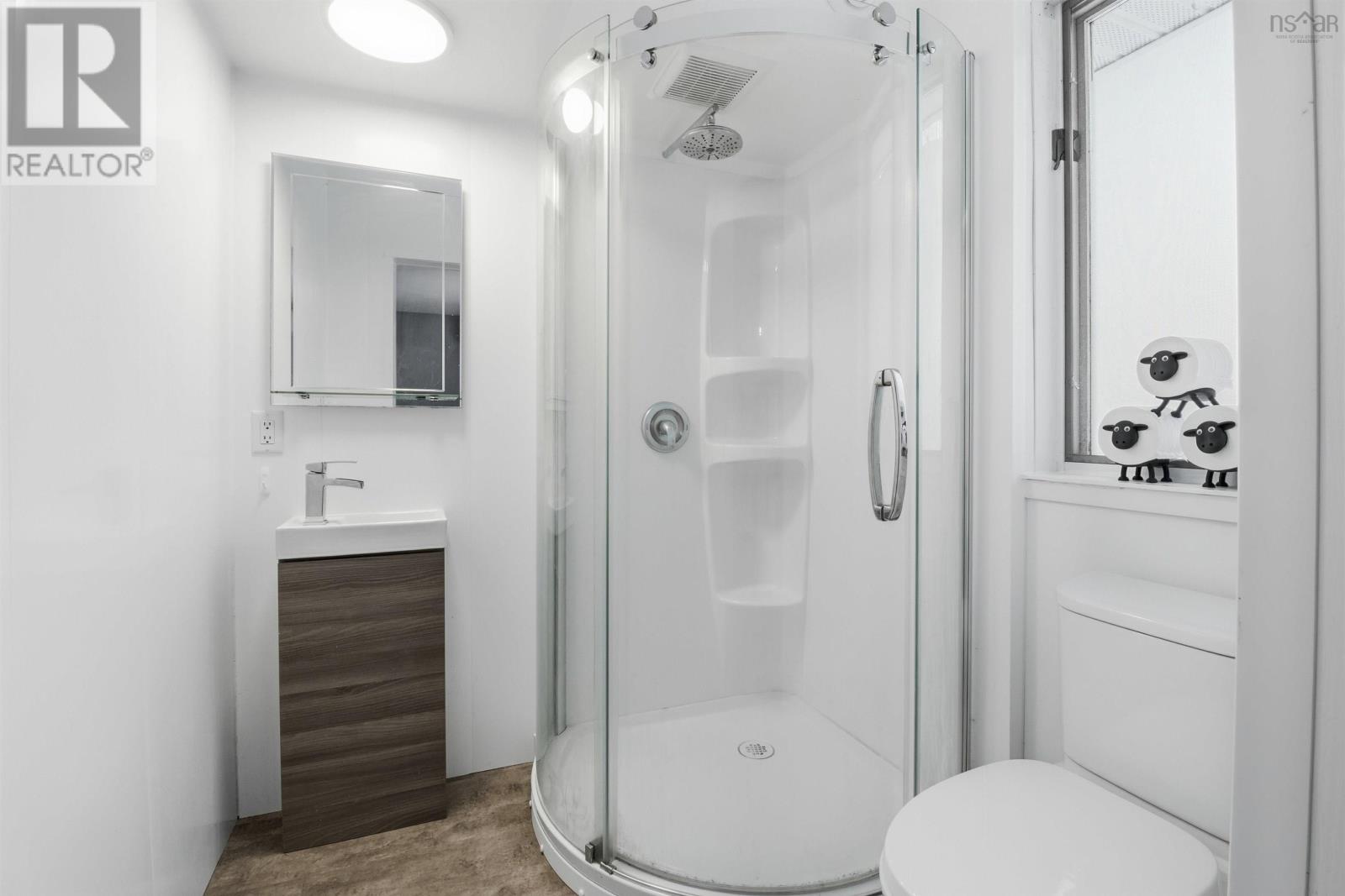 87 Saywood Drive, Bible Hill, NS - Indoor Photo Showing Bathroom