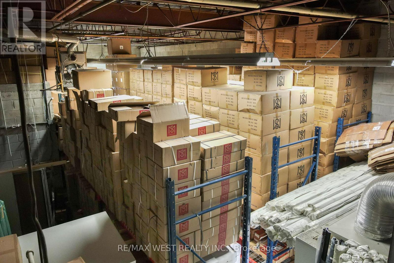 8 - 116 Viceroy Road, Vaughan, ON