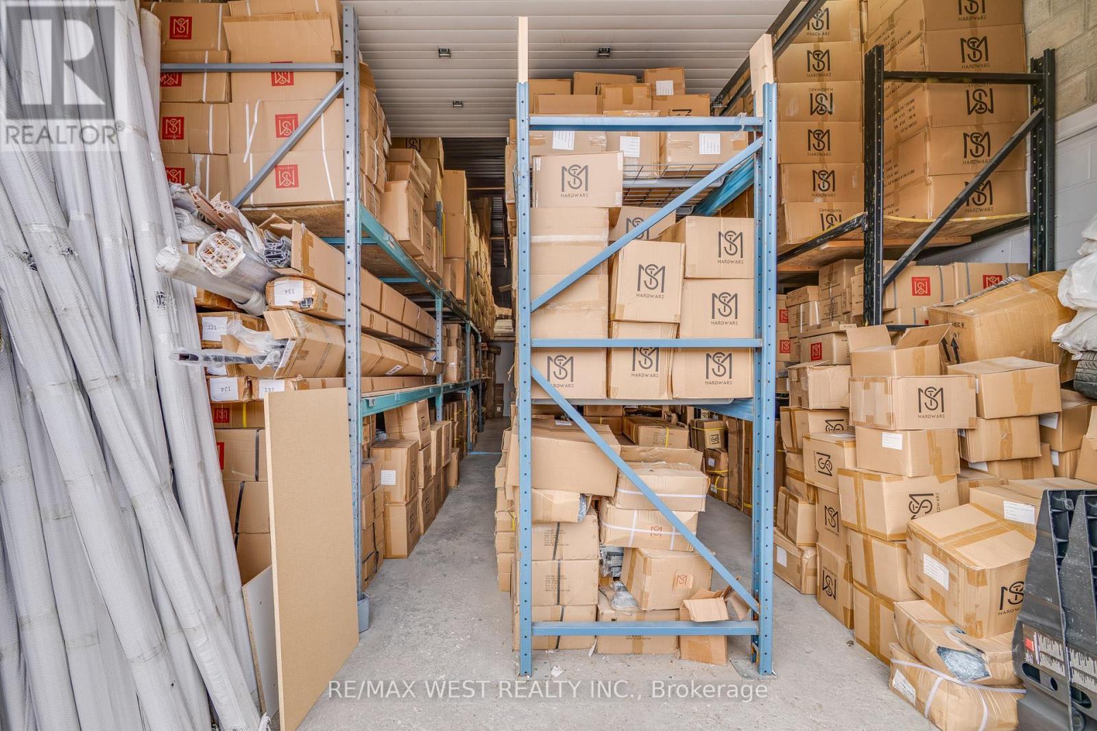 8 - 116 Viceroy Road, Vaughan, ON