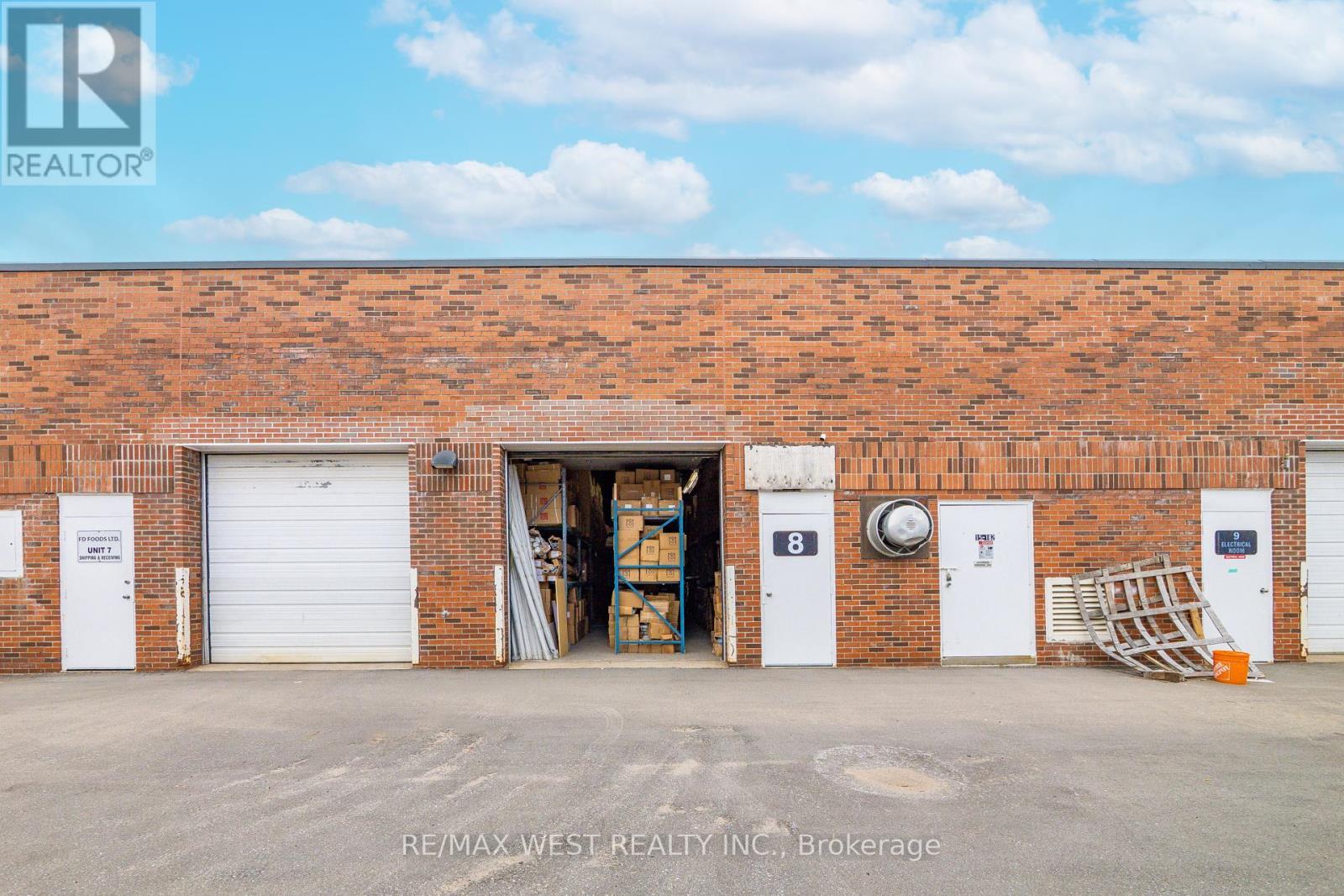 8 - 116 Viceroy Road, Vaughan, ON