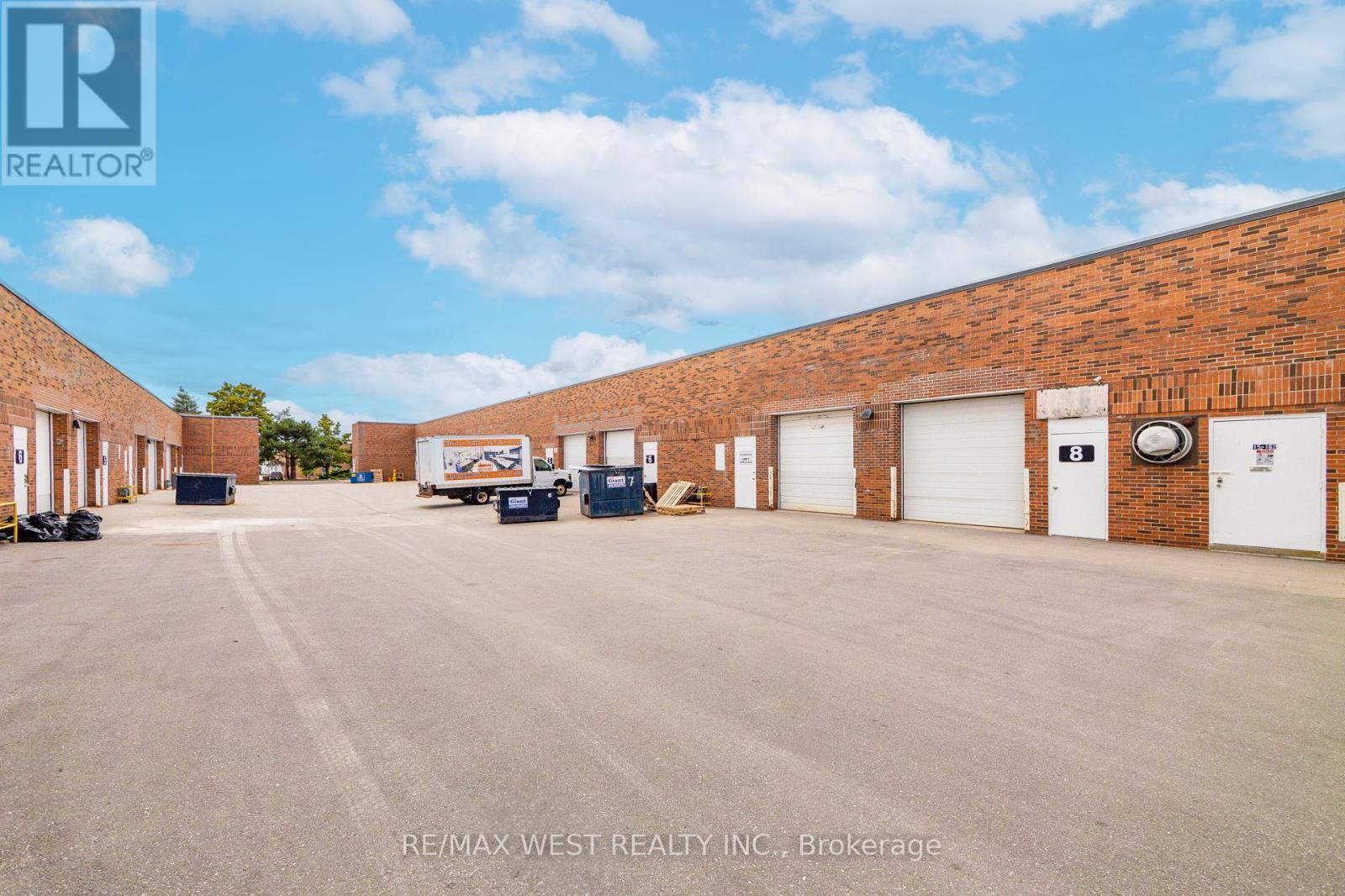 8 - 116 Viceroy Road, Vaughan, ON