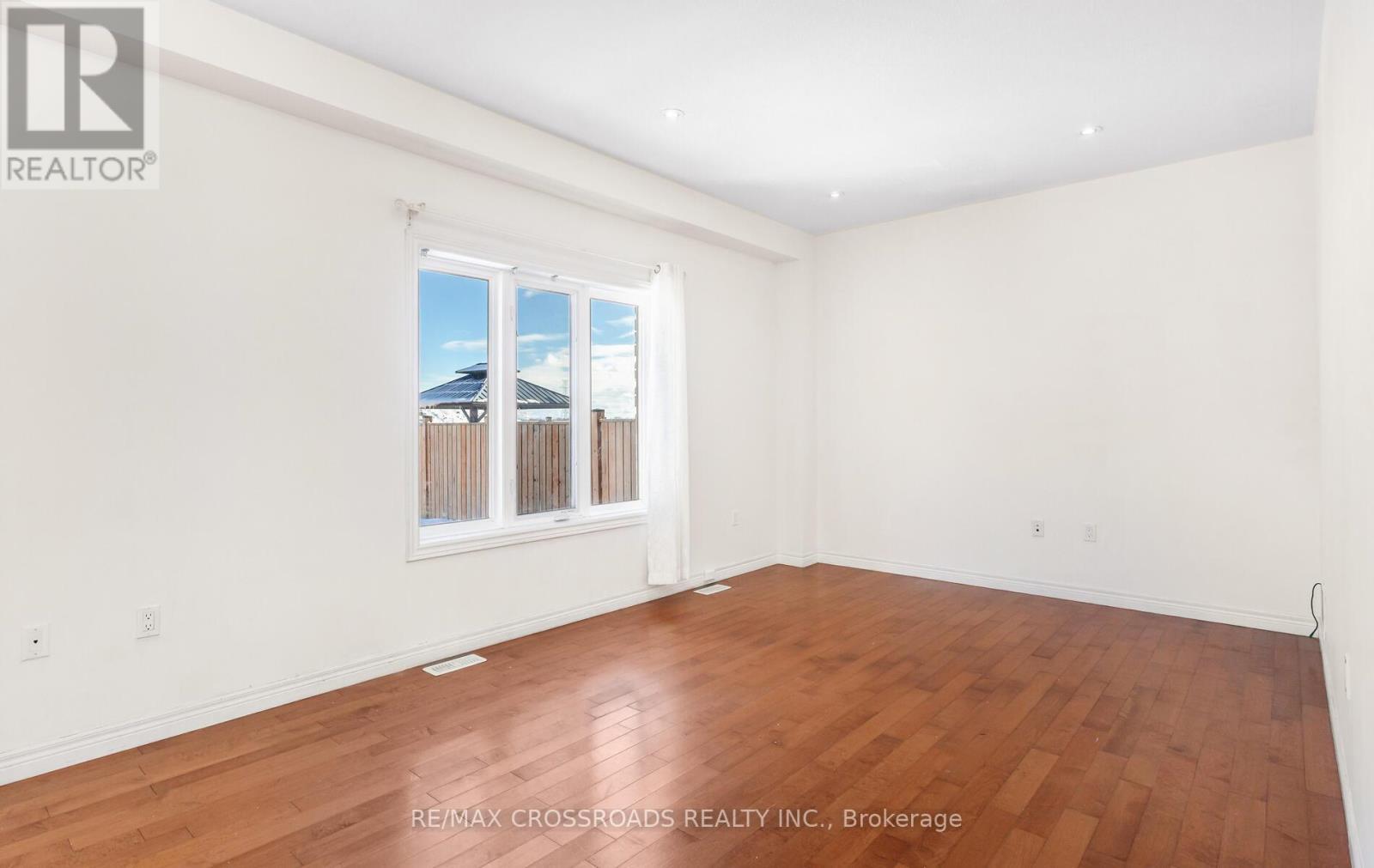 7 Colorado Boulevard, Hamilton, ON - Indoor Photo Showing Other Room