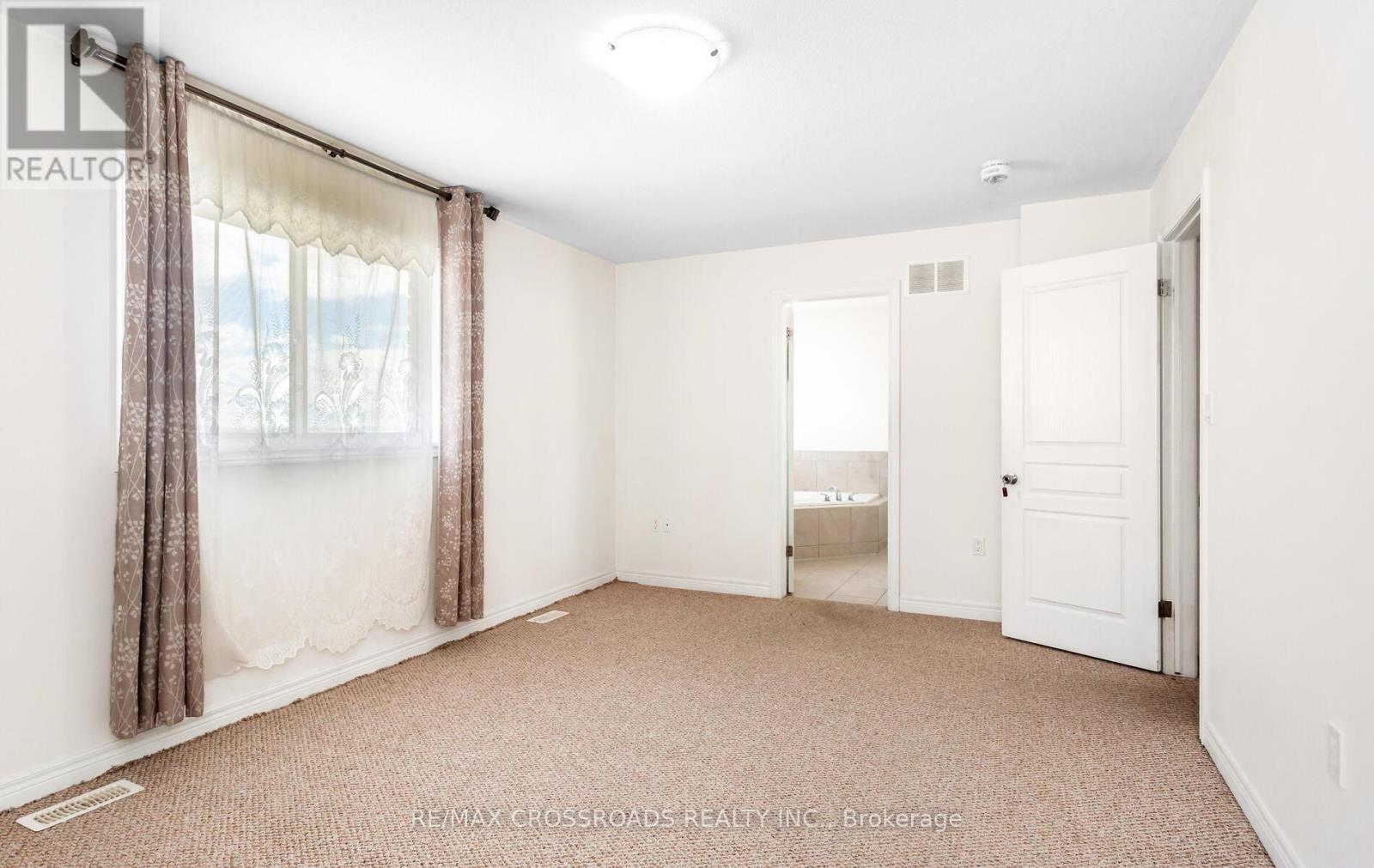 7 Colorado Boulevard, Hamilton, ON - Indoor Photo Showing Other Room