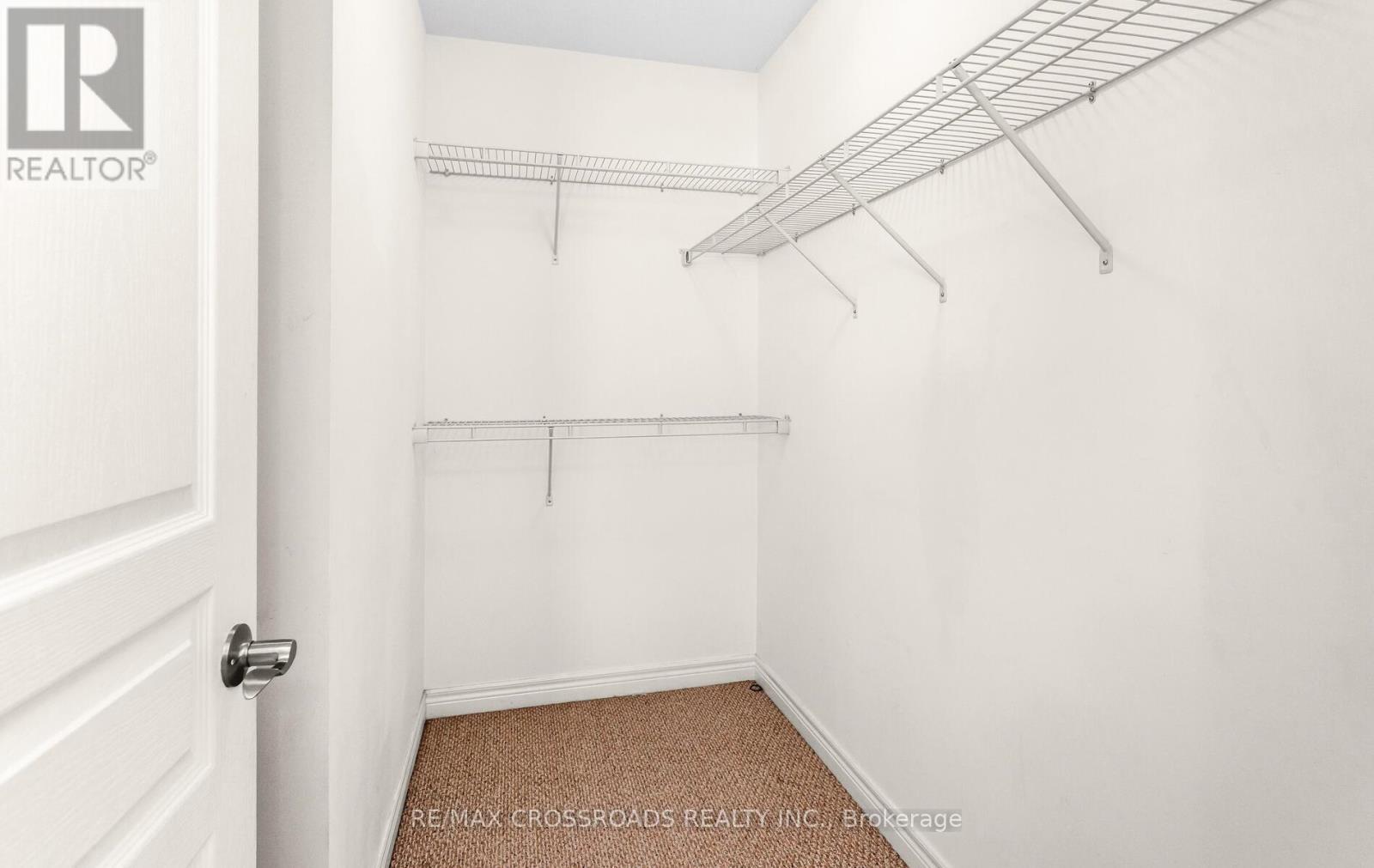 7 Colorado Boulevard, Hamilton, ON - Indoor With Storage