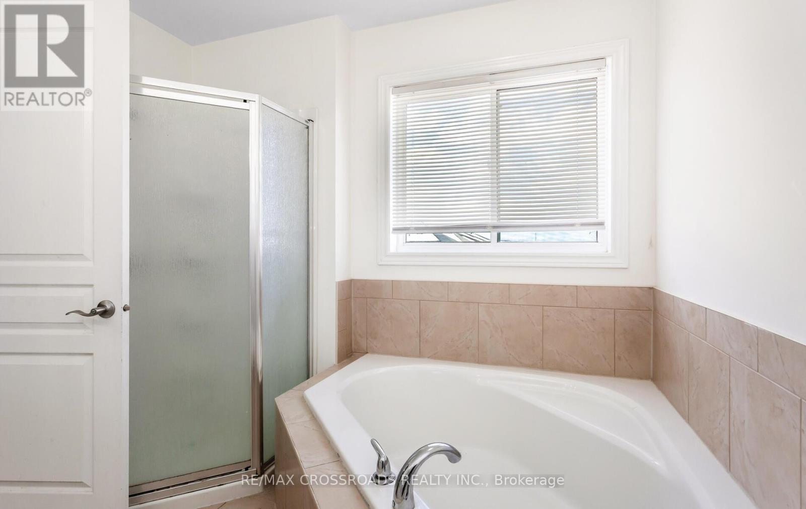 7 Colorado Boulevard, Hamilton, ON - Indoor Photo Showing Bathroom