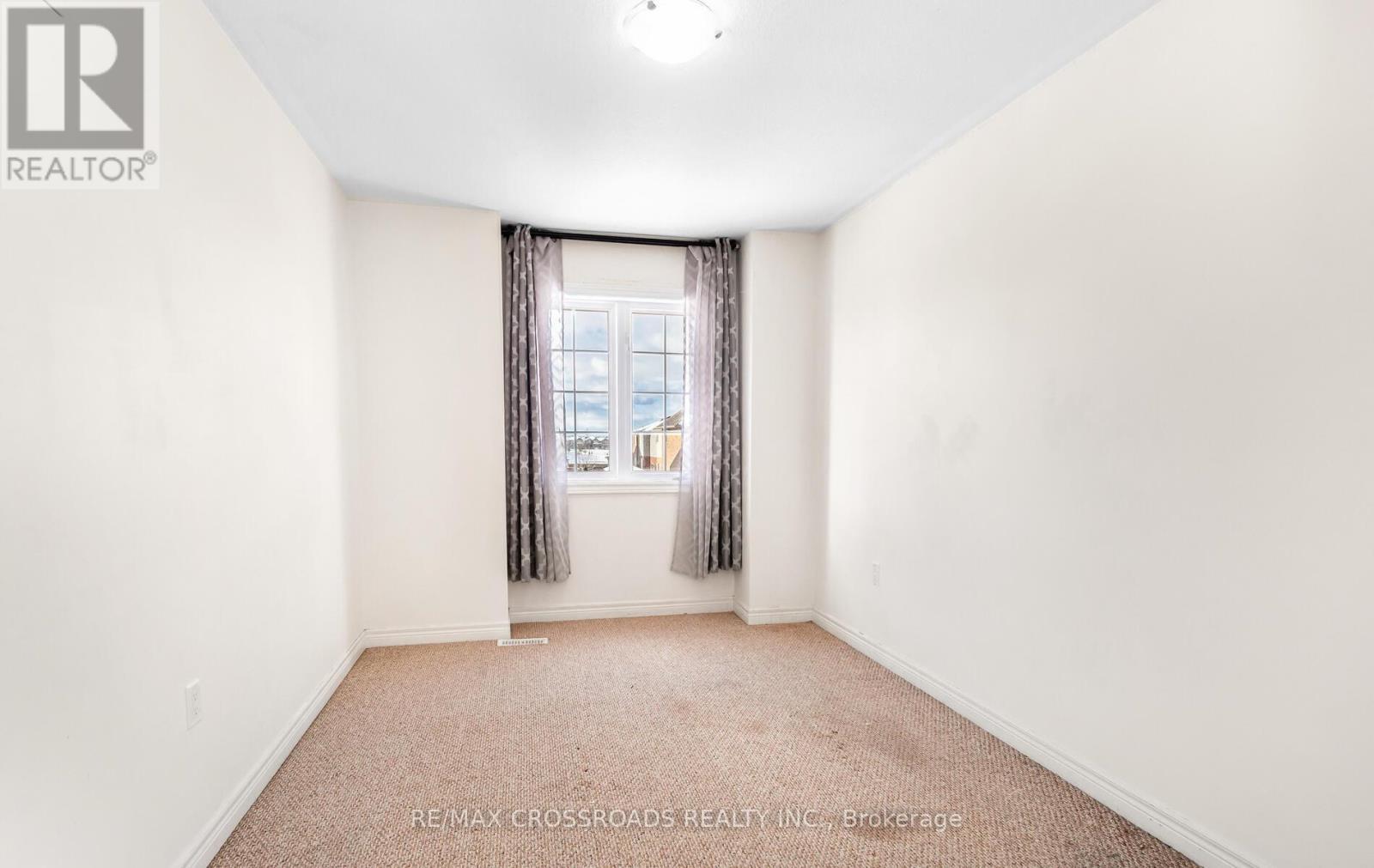 7 Colorado Boulevard, Hamilton, ON - Indoor Photo Showing Other Room