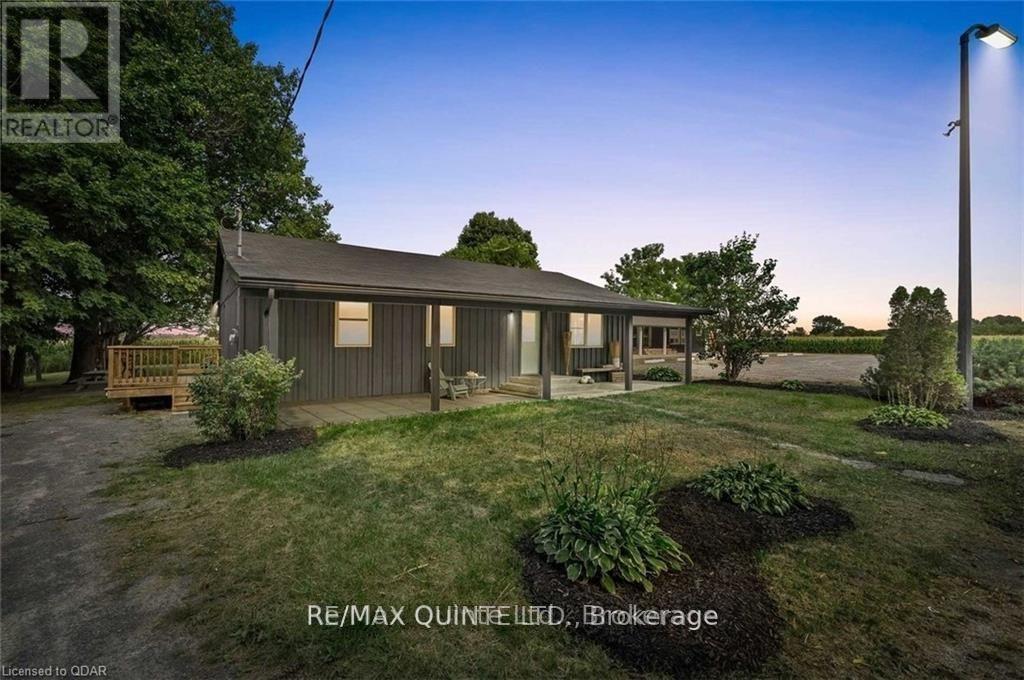 2052 County Rd 18 Road, Prince Edward County (Athol Ward), ON