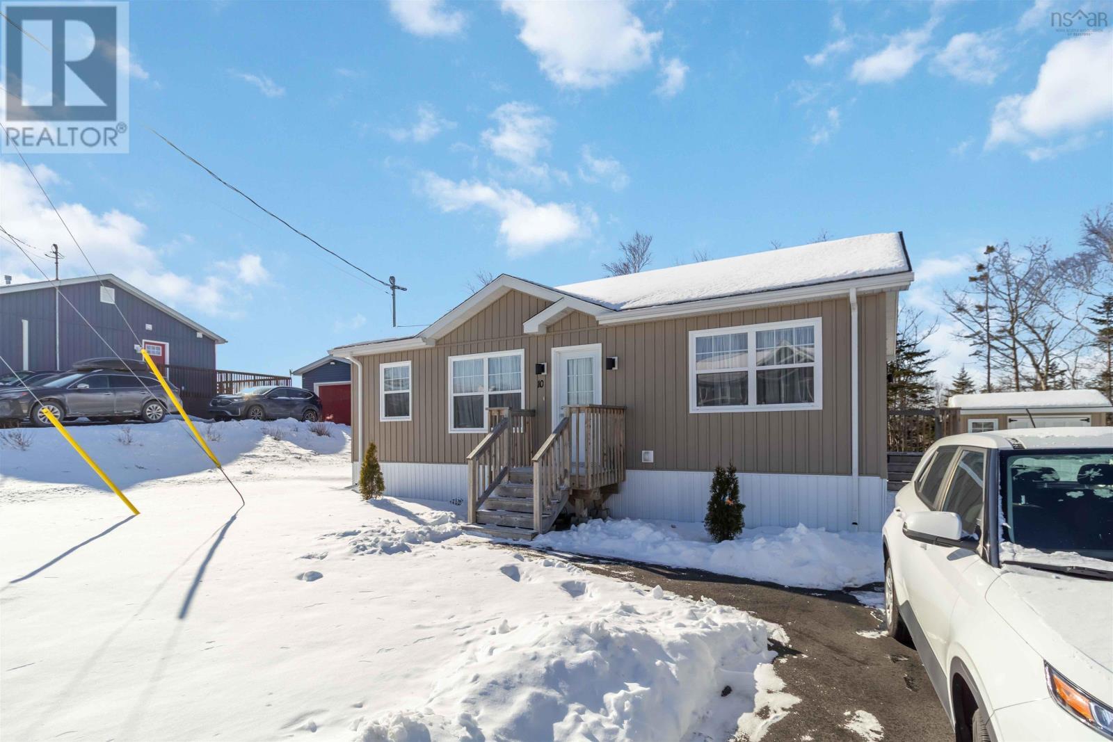 10 Mossberry Close, Hubley, NS - Outdoor