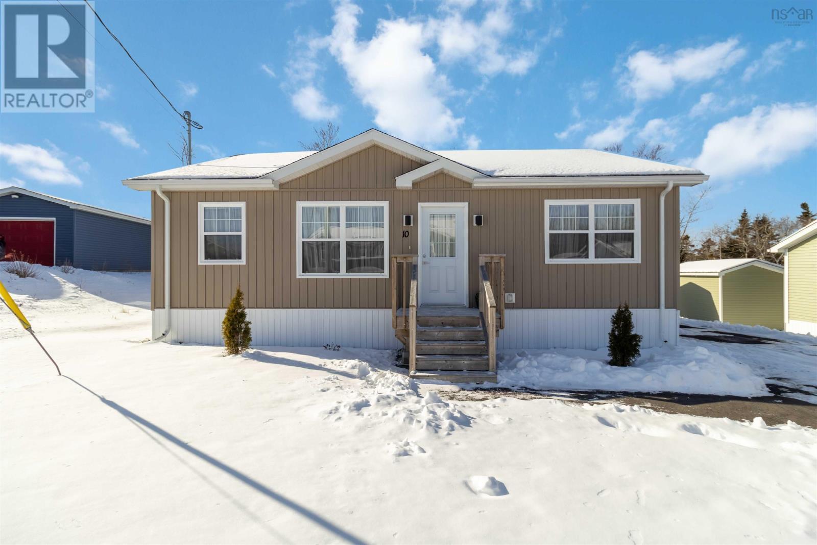 10 Mossberry Close, Hubley, NS - Outdoor