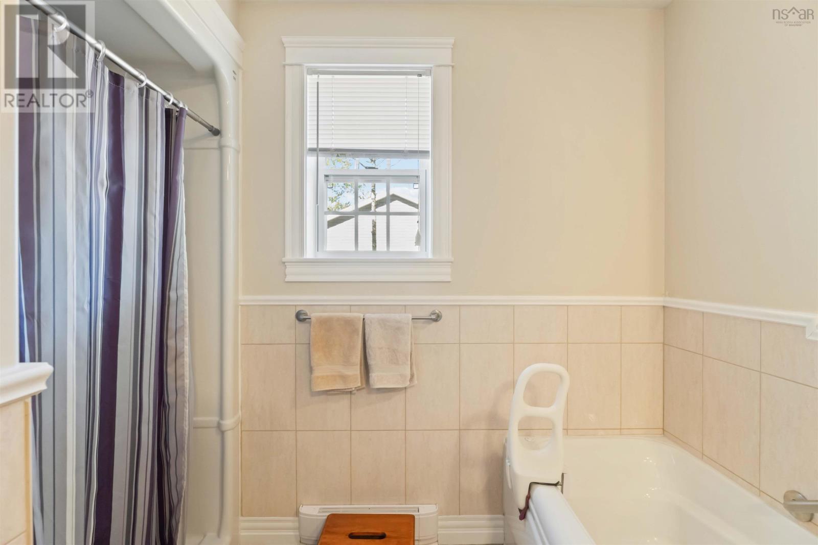 119 Fairview Drive, Nictaux, NS - Indoor Photo Showing Bathroom