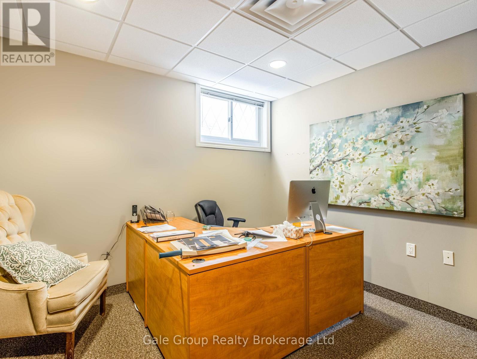 5 Wellington Street N, Woodstock (Woodstock - North), ON