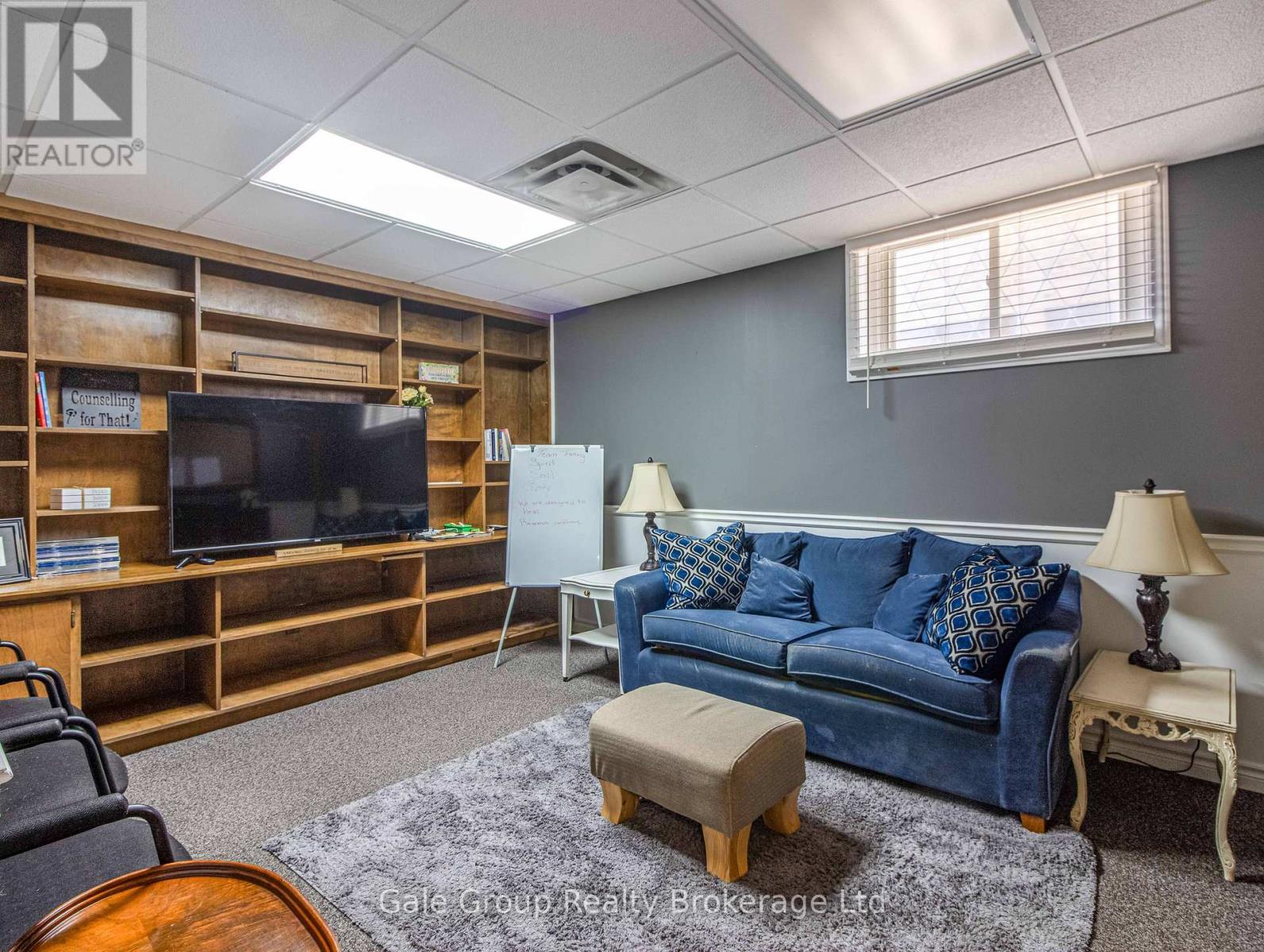 5 Wellington Street N, Woodstock (Woodstock - North), ON