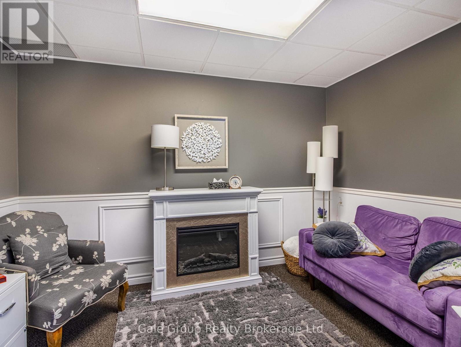 5 Wellington Street N, Woodstock (Woodstock - North), ON