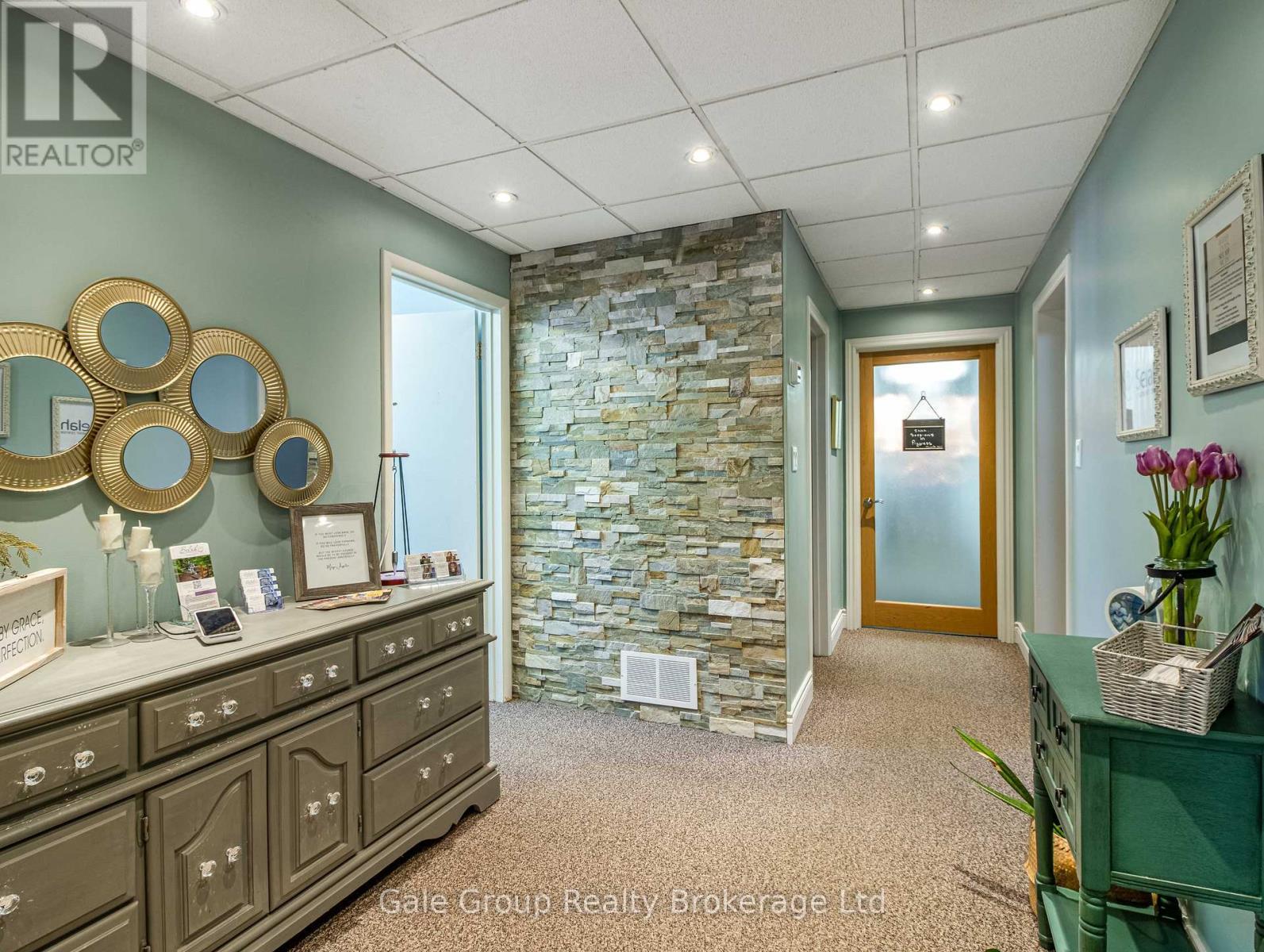 5 Wellington Street N, Woodstock (Woodstock - North), ON