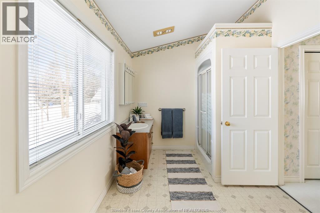 70 Middleton Line, Wheatley, ON - Indoor Photo Showing Other Room
