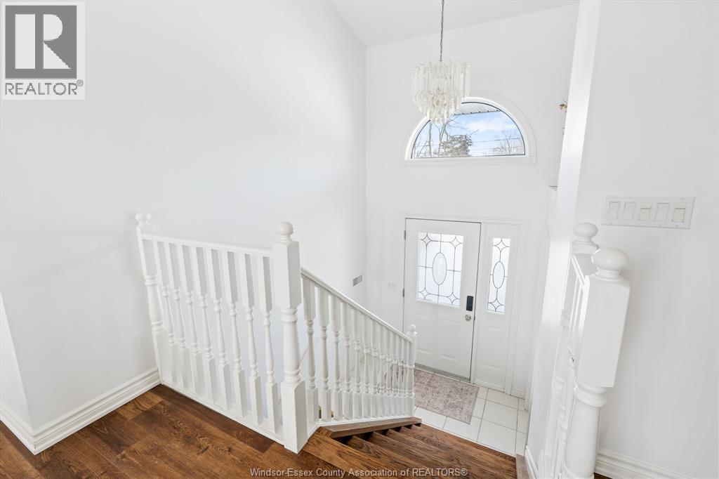 70 Middleton Line, Wheatley, ON - Indoor Photo Showing Other Room