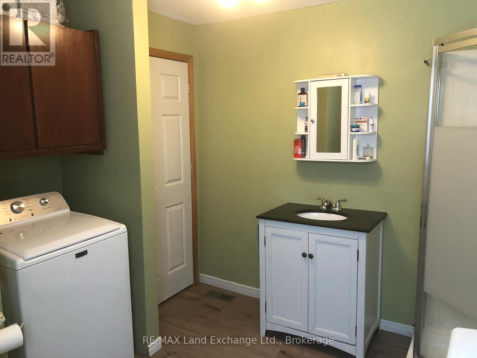 Lower Washroom/Laundry - 231 1St Avenue S, Arran-Elderslie, ON - Indoor