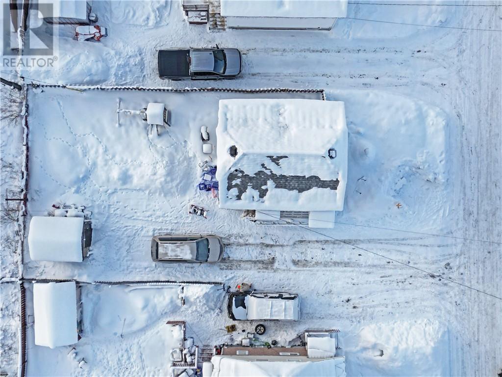 7 Sixth Ave, Levack, ON - Outdoor