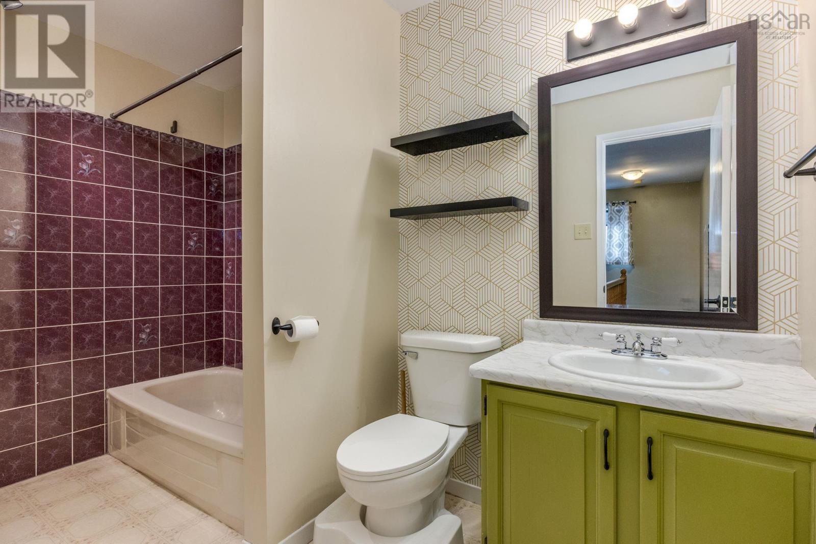 62 Sugar Maple Drive, Timberlea, NS - Indoor Photo Showing Bathroom