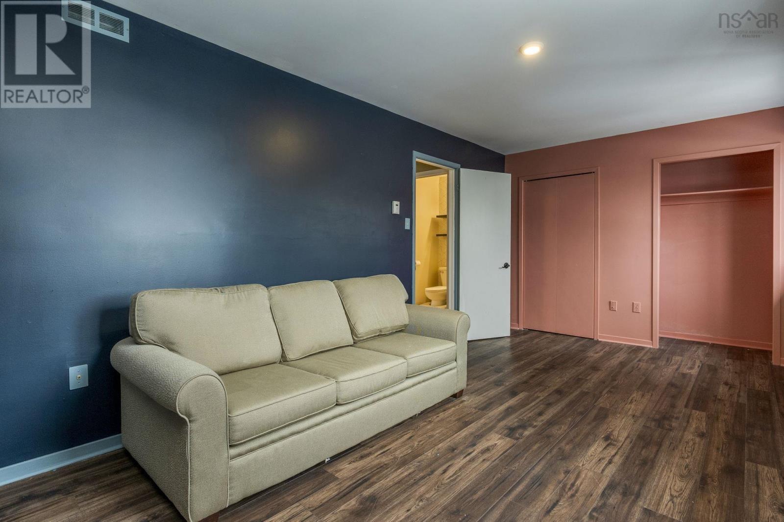 62 Sugar Maple Drive, Timberlea, NS - Indoor Photo Showing Living Room