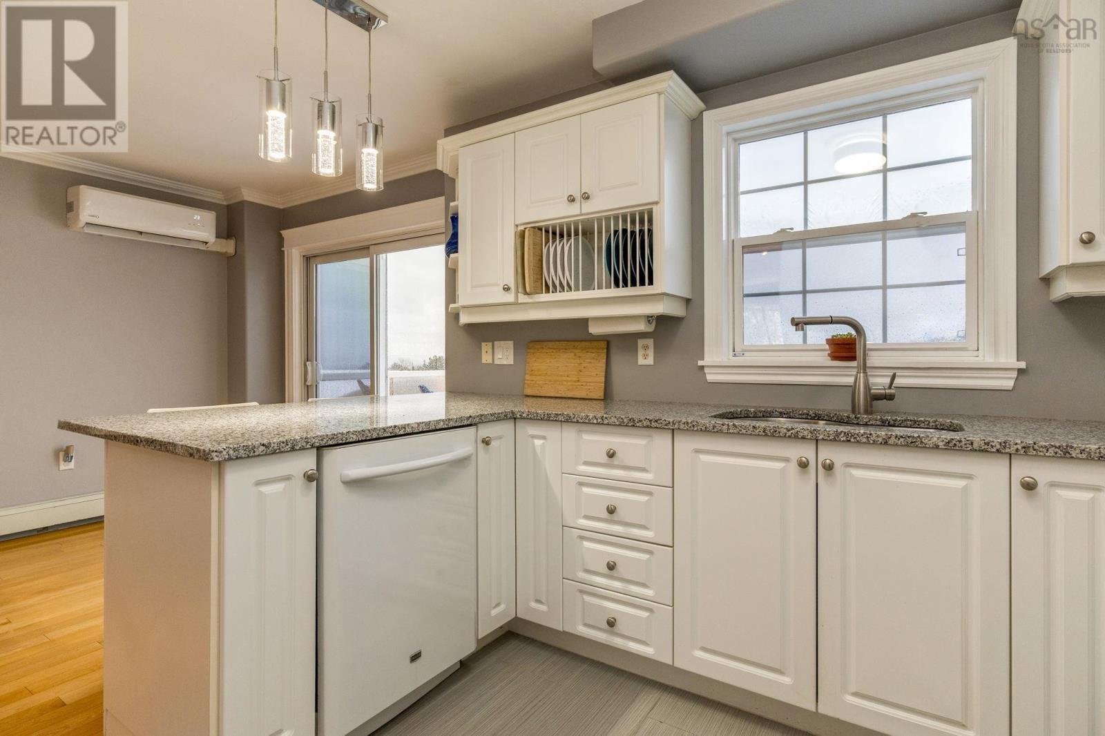 102 Larry Uteck Boulevard, Halifax, NS - Indoor Photo Showing Kitchen With Upgraded Kitchen