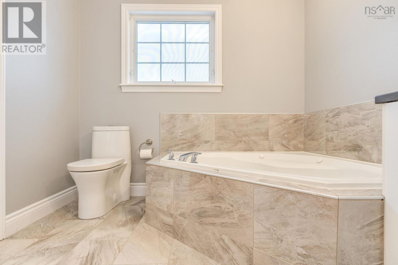 102 Larry Uteck Boulevard, Halifax, NS - Indoor Photo Showing Bathroom