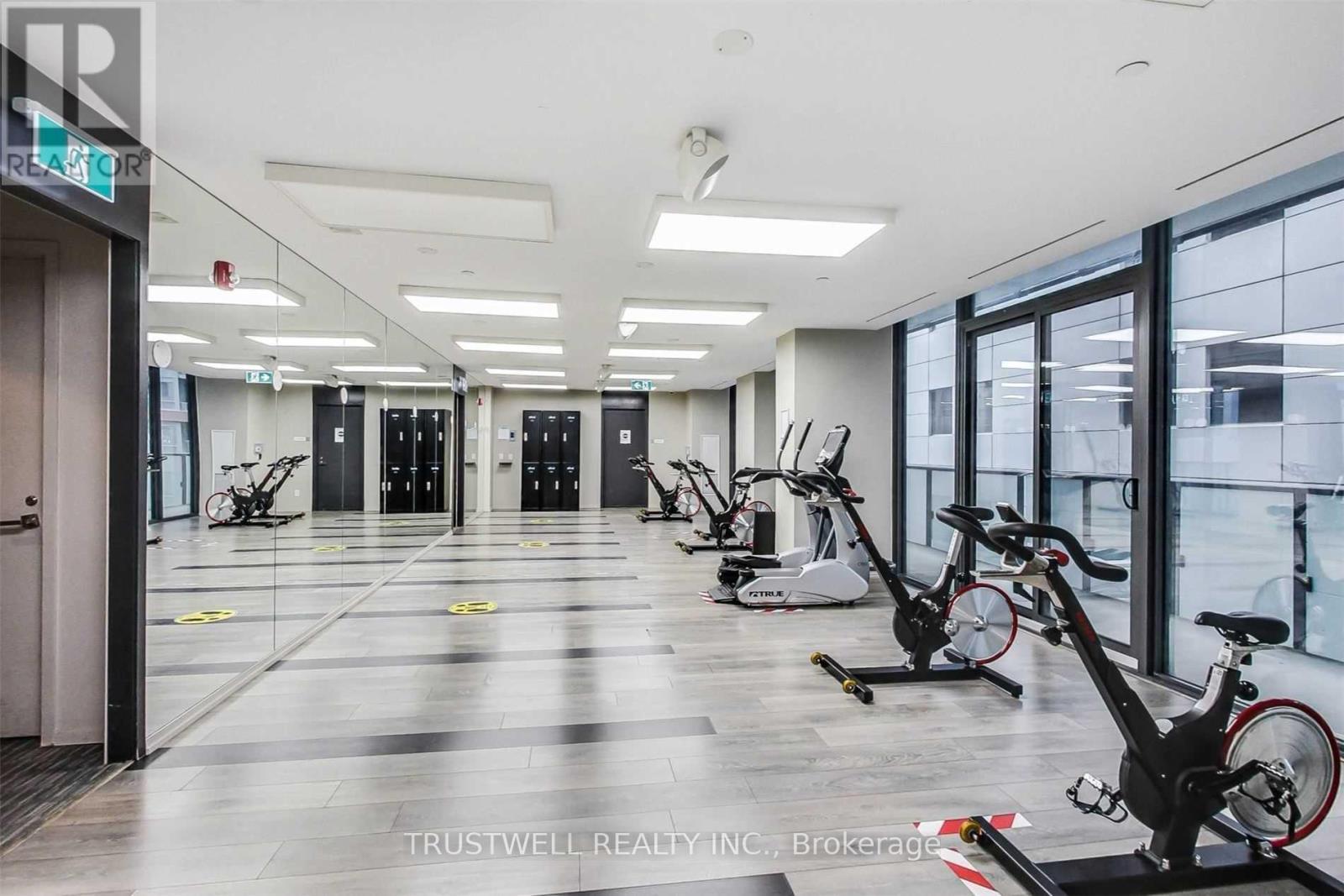 1601 - 101 Peter Street, Toronto, ON - Indoor Photo Showing Gym Room