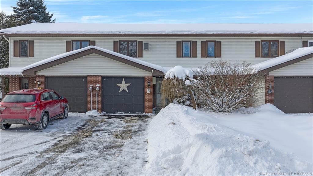 5 Wallace Crt, Sussex, NB