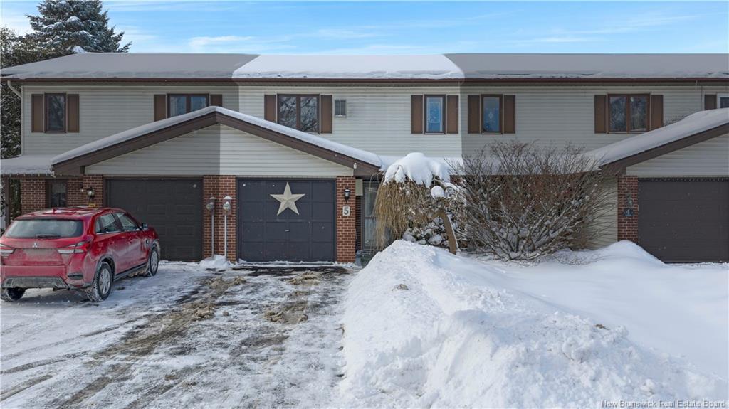 5 Wallace Crt, Sussex, NB