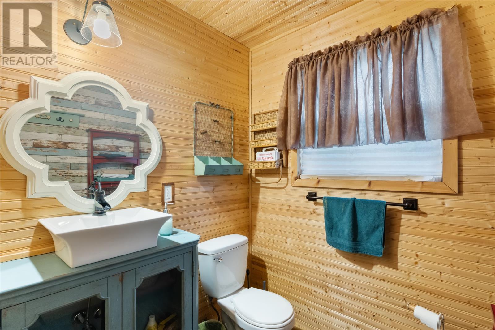 212 Conception Bay Highway, Georgetown, NL - Indoor