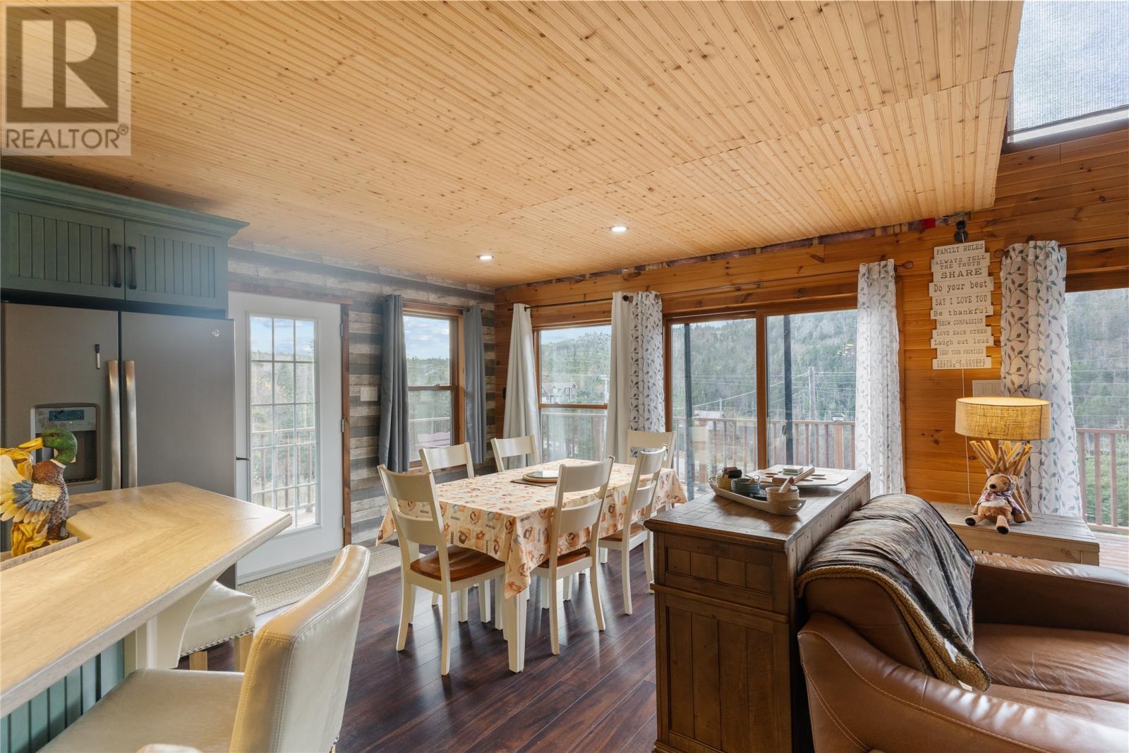 212 Conception Bay Highway, Georgetown, NL - Indoor Photo Showing Other Room