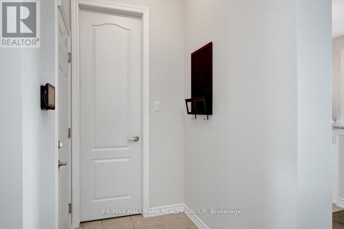 14 Darvoy Mews, Ottawa, ON - Indoor Photo Showing Other Room