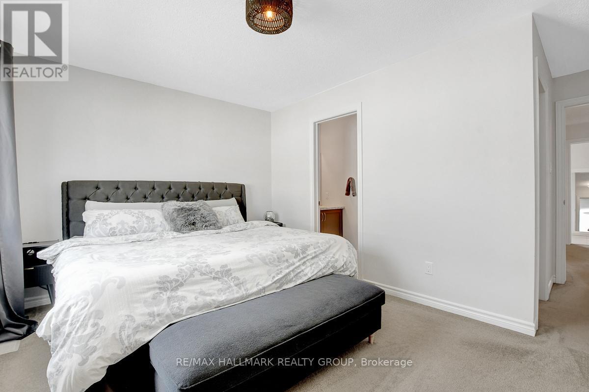 14 Darvoy Mews, Ottawa, ON - Indoor Photo Showing Bedroom