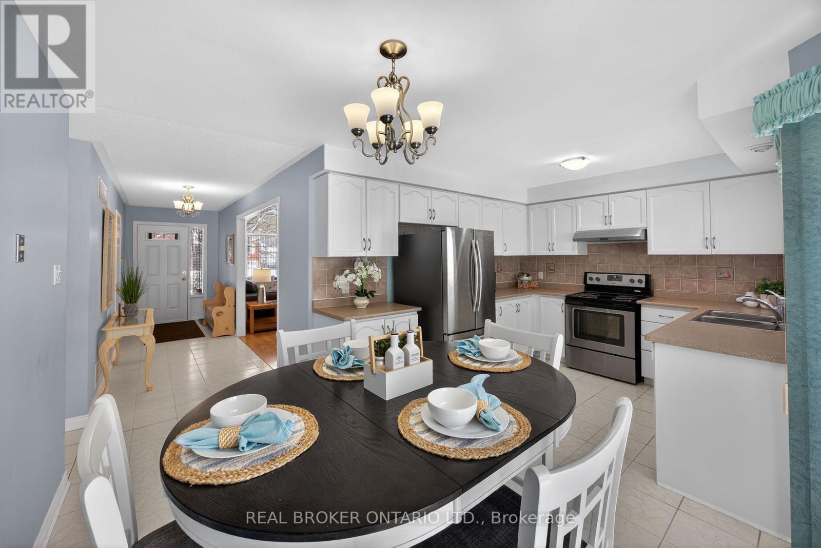 9 Riverdale Drive, Wasaga Beach, ON - Indoor