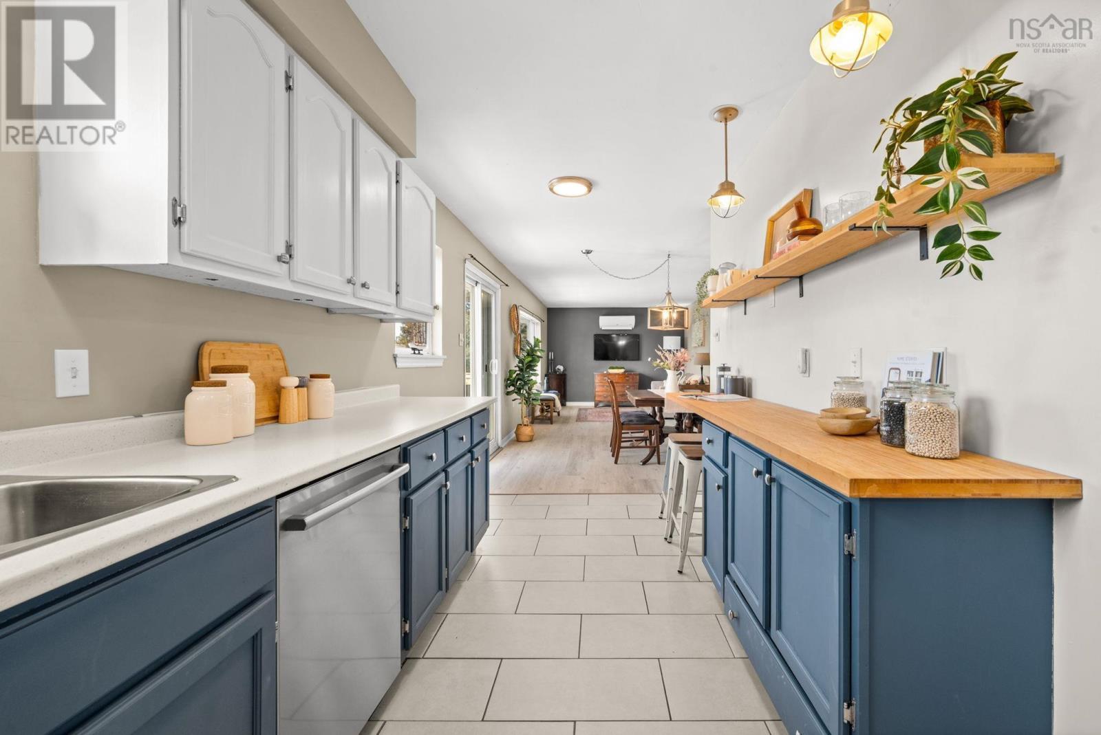 8554 Peggys Cove Road, Indian Harbour, NS - Indoor Photo Showing Kitchen