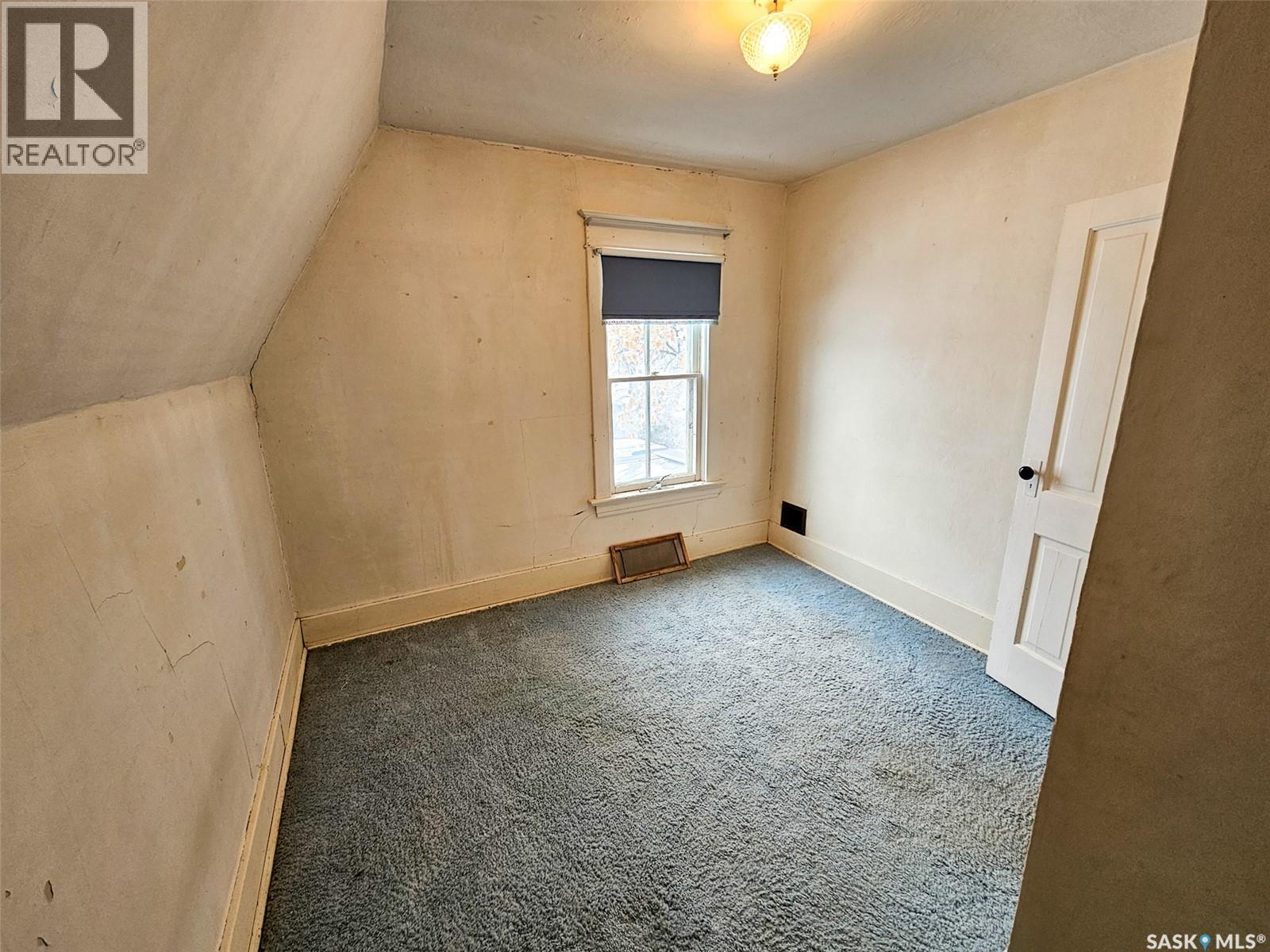 404 Brownlee Street, Herbert, SK - Indoor Photo Showing Other Room