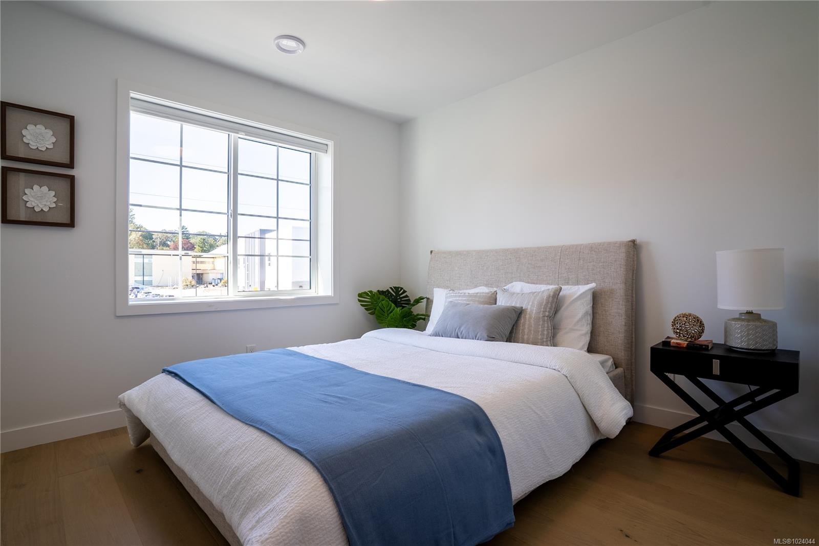 U5-3907 Cedar Hill Rd, Saanich, BC