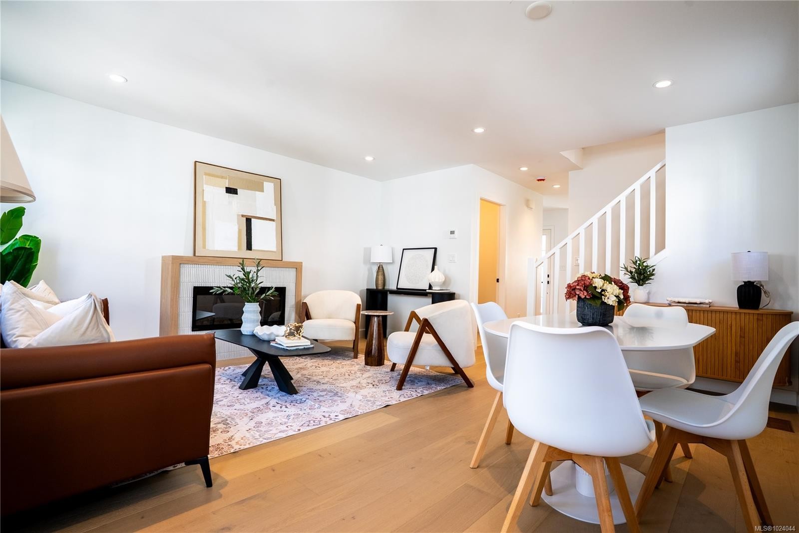 U5-3907 Cedar Hill Rd, Saanich, BC