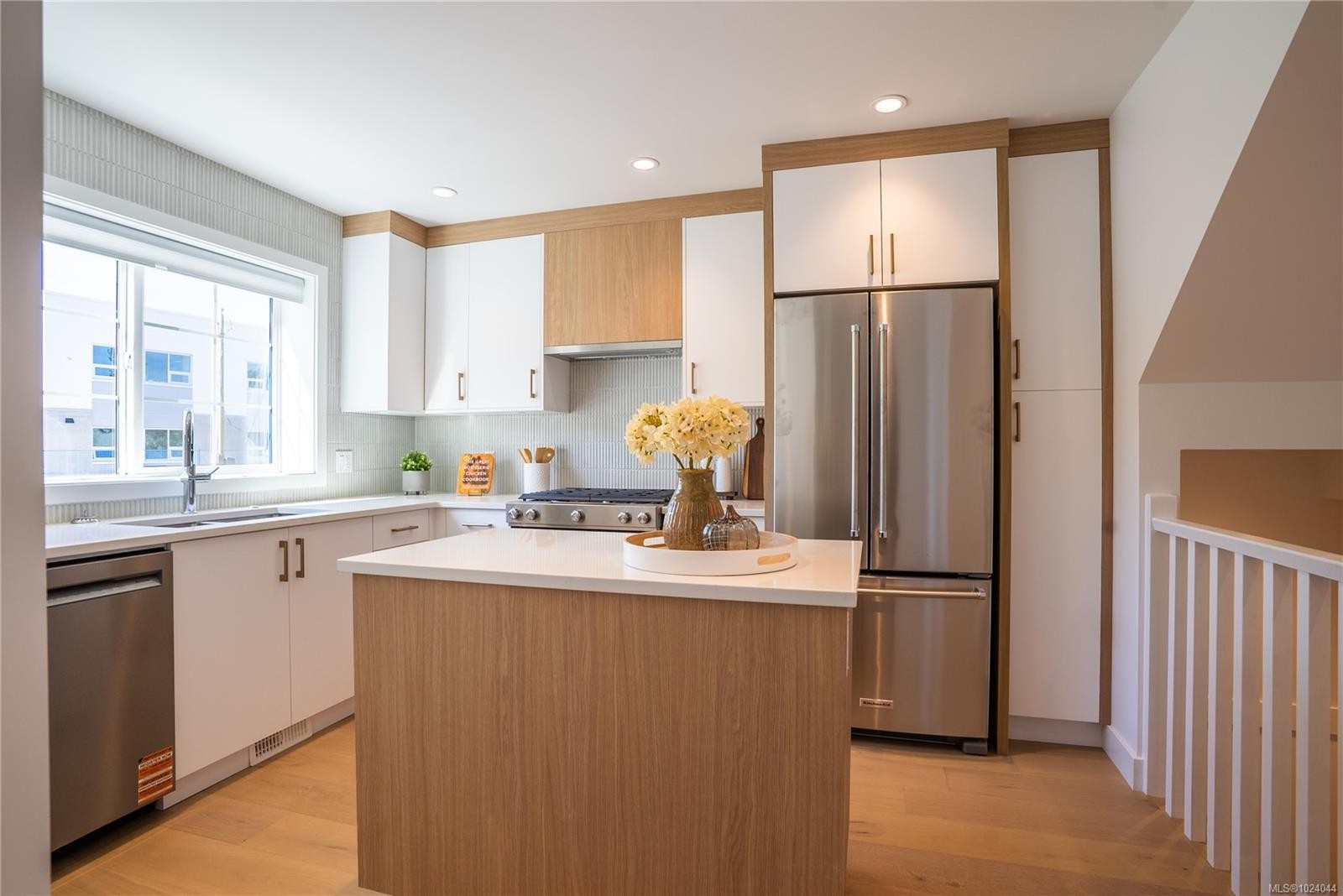 U5-3907 Cedar Hill Rd, Saanich, BC