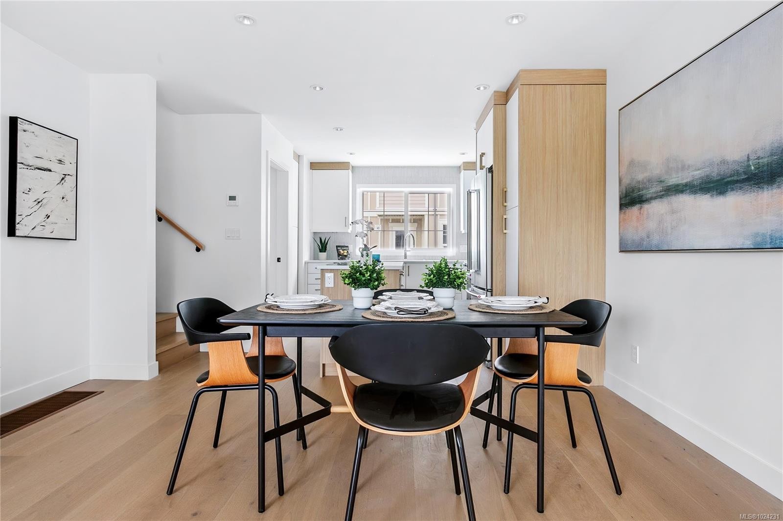 U10-3907 Cedar Hill Rd, Saanich, BC