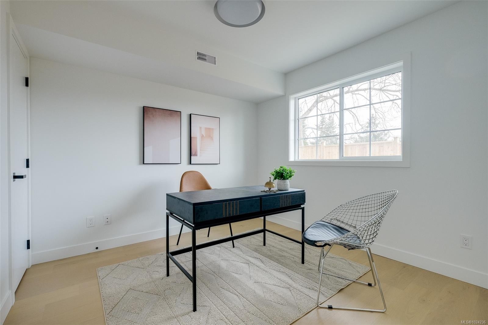 U12-3907 Cedar Hill Rd, Saanich, BC