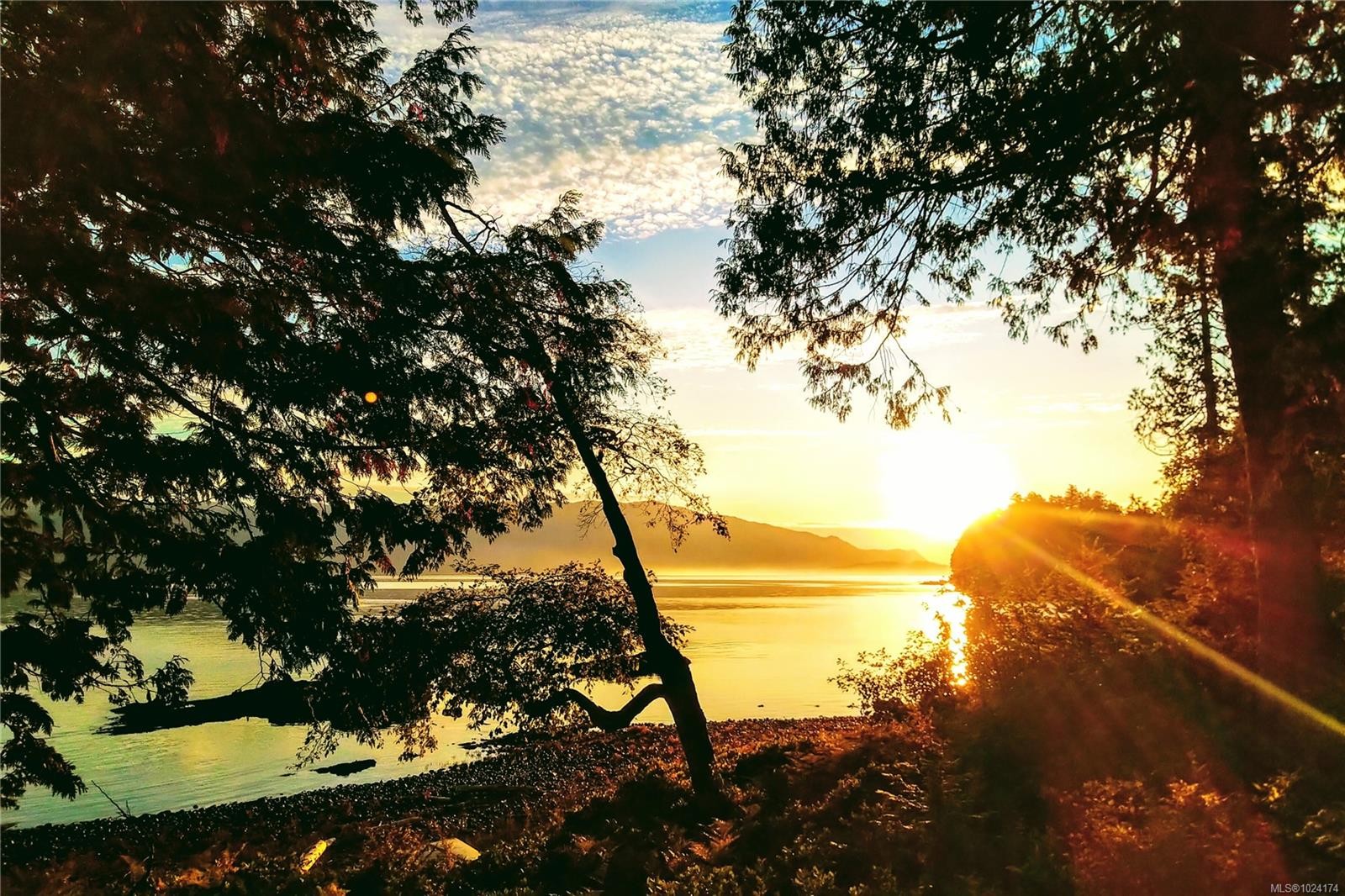 14 Spring Bay Rd, Lasqueti Island, BC