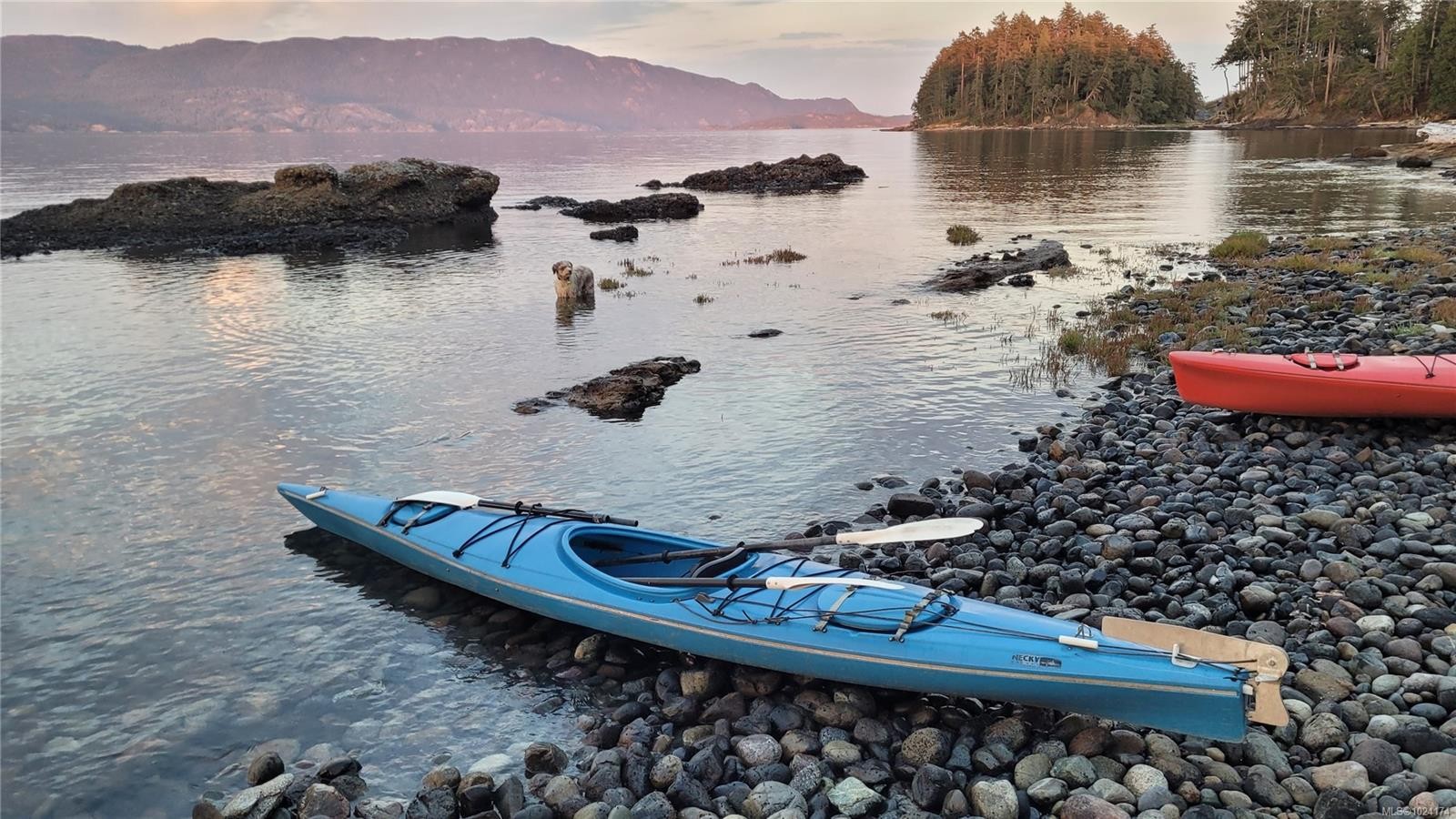 14 Spring Bay Rd, Lasqueti Island, BC